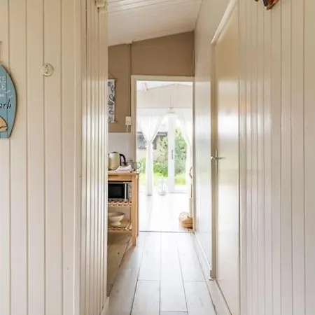 Дом отдыха Zeeheid, Het Authentieke Strandgevoel *